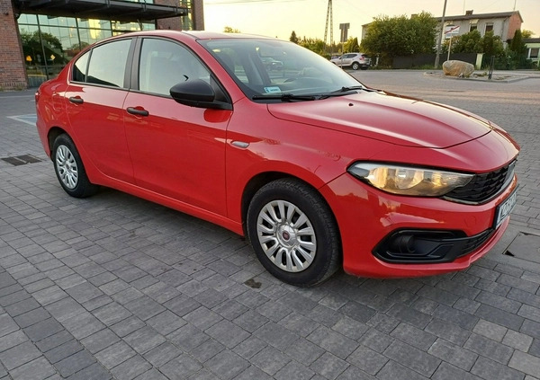 Fiat Tipo cena 36900 przebieg: 135000, rok produkcji 2021 z Rumia małe 106
